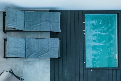 Suite with Heated Private Pool for Sale in Santorini Mesaria 16