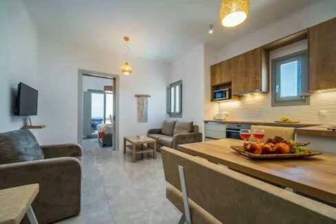 Suite with Heated Private Pool for Sale in Santorini Mesaria 20