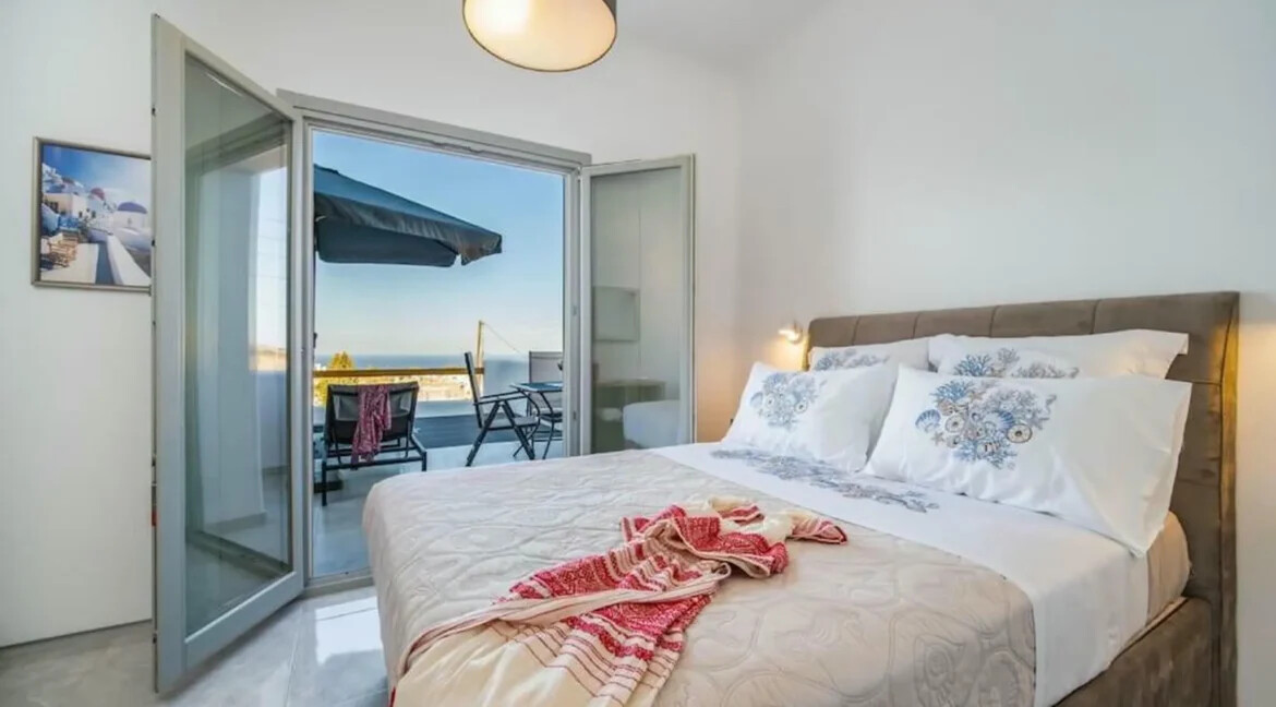 Suite with Heated Private Pool for Sale in Santorini Mesaria 24