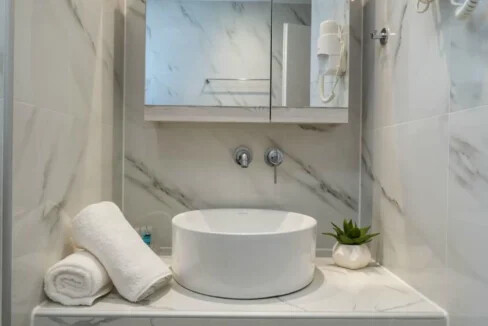 Suite with Heated Private Pool for Sale in Santorini Mesaria 7