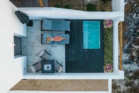 Suite with Heated Private Pool for Sale in Santorini Mesaria 8