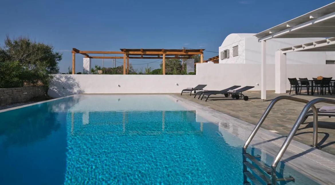 Villa for Sale in Paros, Naousa with Private Pool 21
