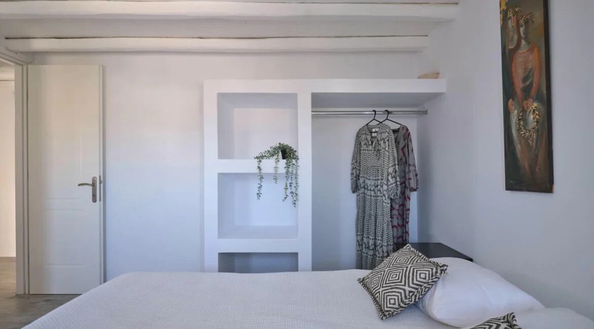 Villa for Sale in Paros, Naousa with Private Pool 33