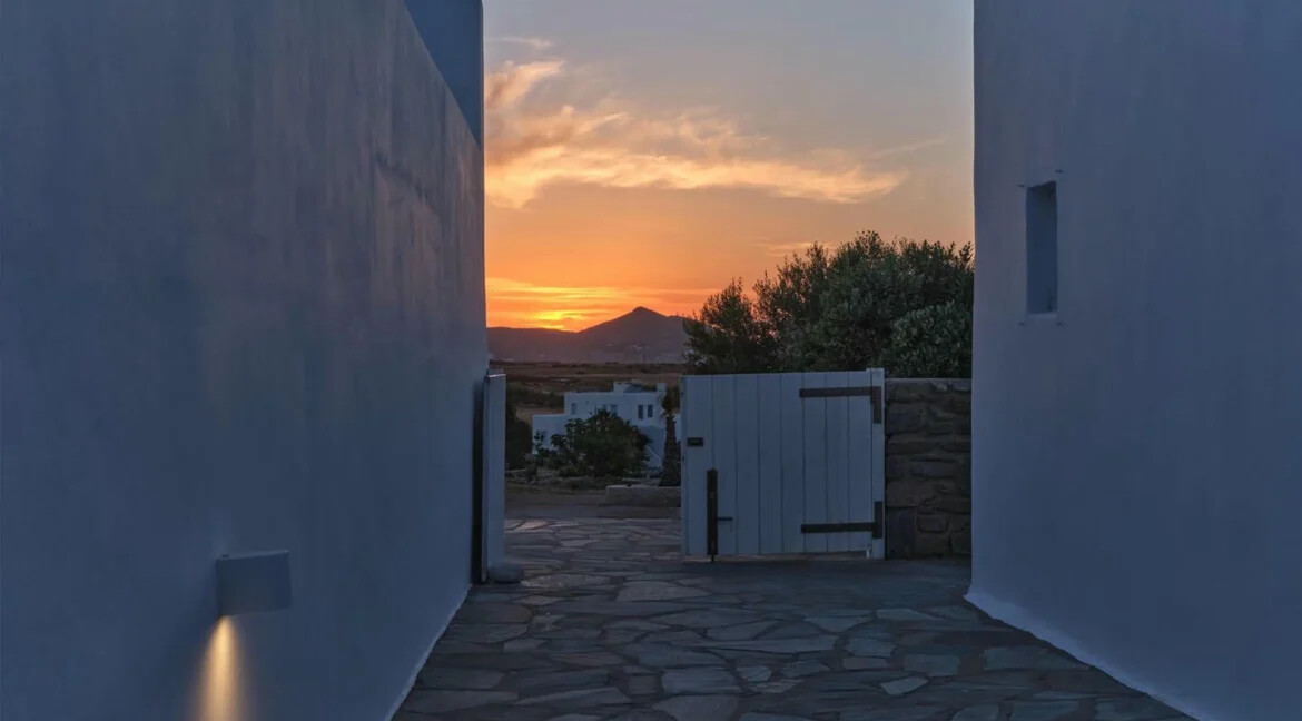 Villa for Sale in Paros, Naousa with Private Pool 37