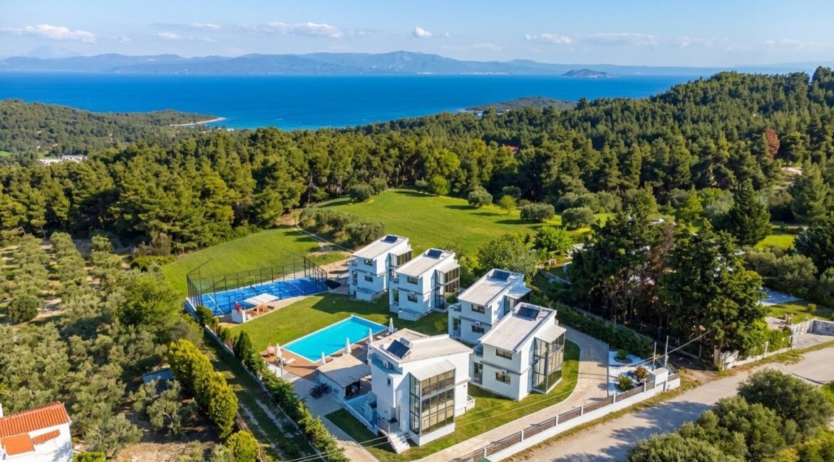 5 Luxury Homes with Shared Pool for sale Halkidiki Paliouri