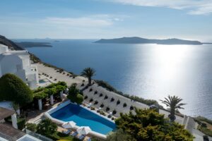 Caldera Villa With Sunset views in Santorini for sale, Imerovigli