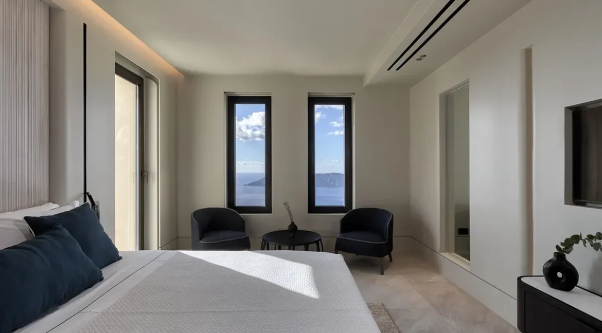 Luxury 5-Bedroom Villa for Sale in Imerovigli, Santorini 11