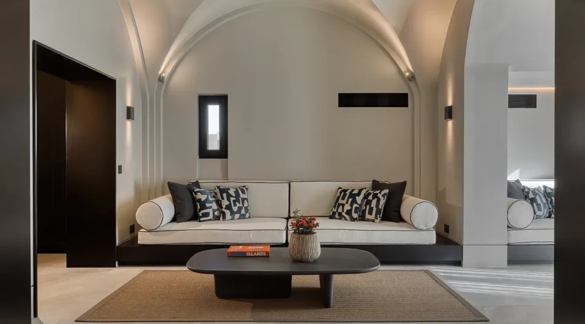 Luxury 5-Bedroom Villa for Sale in Imerovigli, Santorini 17