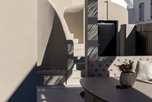 Luxury 5-Bedroom Villa for Sale in Imerovigli, Santorini 23