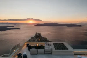 Luxury 5-Bedroom Villa for Sale in Imerovigli, Santorini