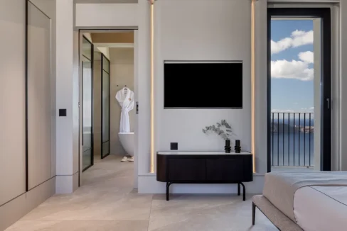 Luxury 5-Bedroom Villa for Sale in Imerovigli, Santorini 4