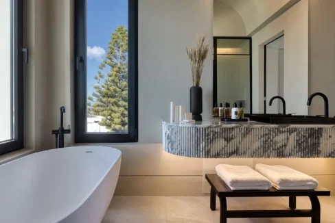 Luxury 5-Bedroom Villa for Sale in Imerovigli, Santorini 5