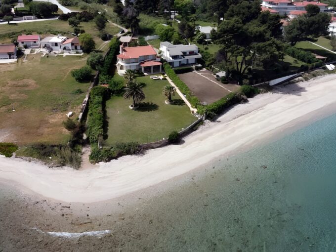 Luxury Beachfront Villa for Sale in Halkidiki