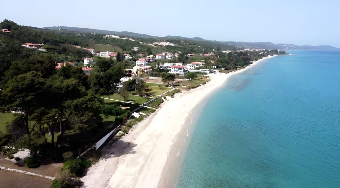 Luxury Beachfront Villa for Sale in Halkidiki 1 copy