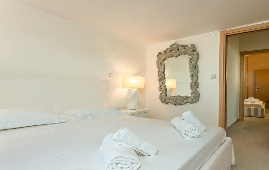 Luxury Beachfront Villa for Sale in Halkidiki 19