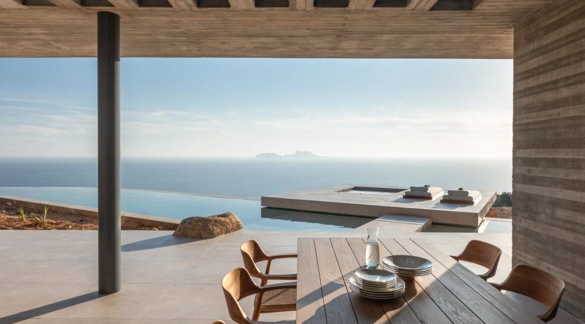 Luxury Ultra-Private Estate in Crete 1