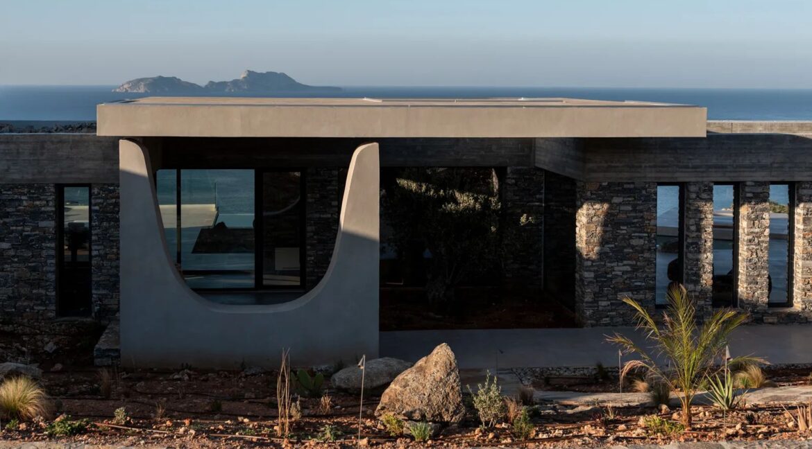 Luxury Ultra-Private Estate in Crete 16