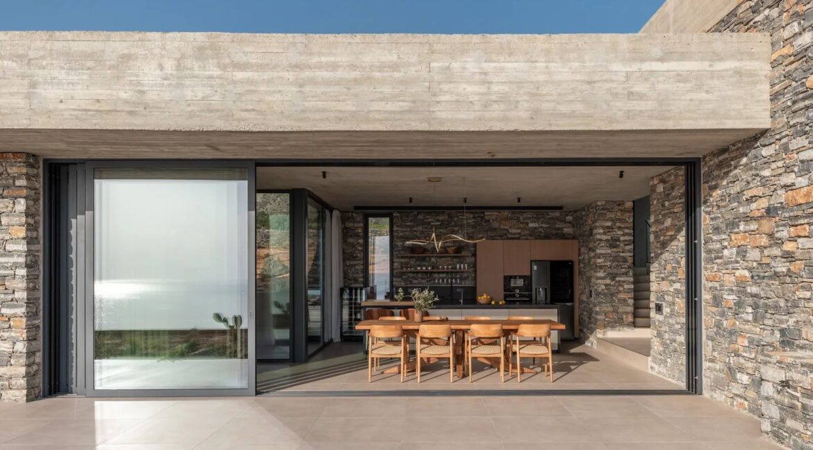 Luxury Ultra-Private Estate in Crete 2