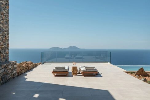 Luxury Ultra-Private Estate in Crete 3