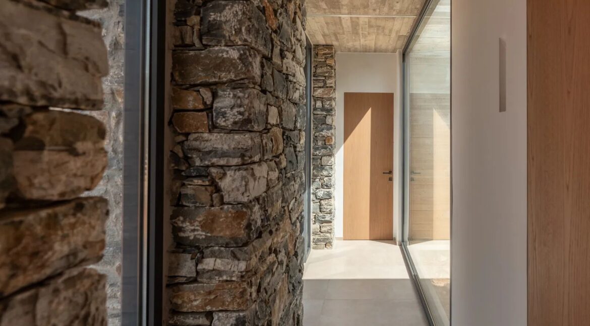 Luxury Ultra-Private Estate in Crete 36