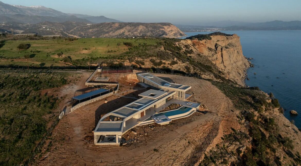 Luxury Ultra-Private Estate in Crete 40