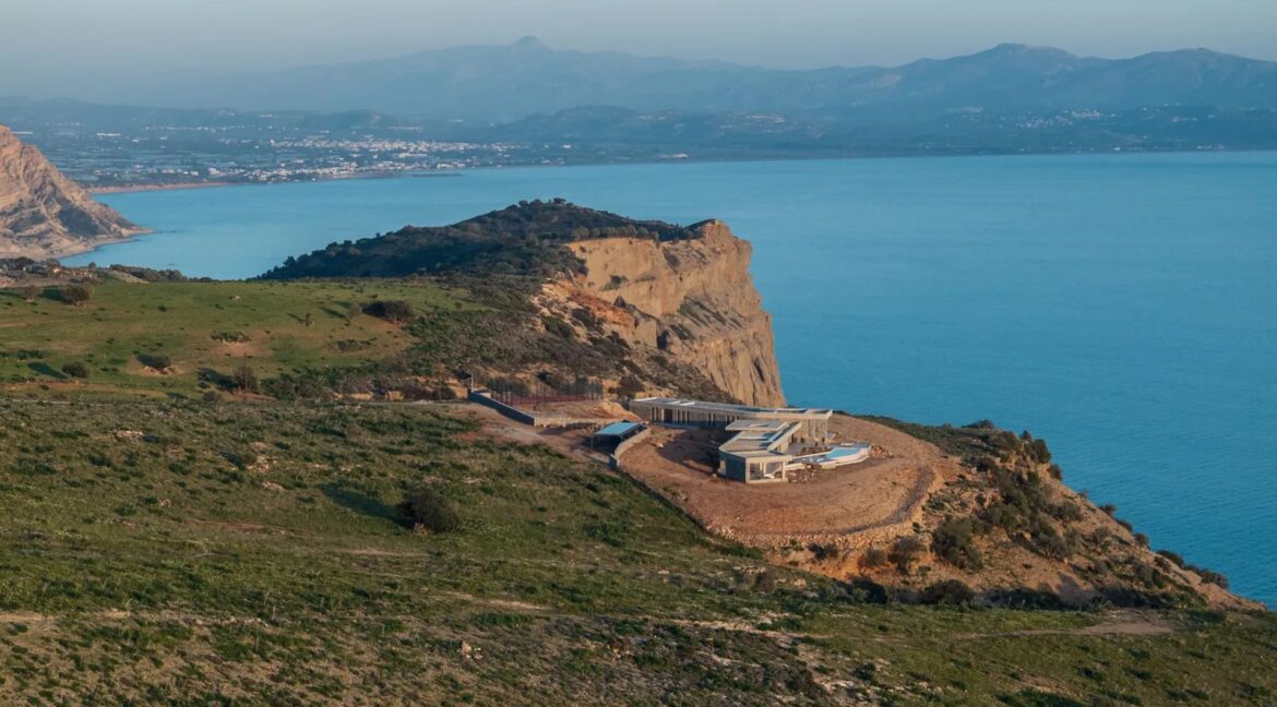 Luxury Ultra-Private Estate in Crete 44