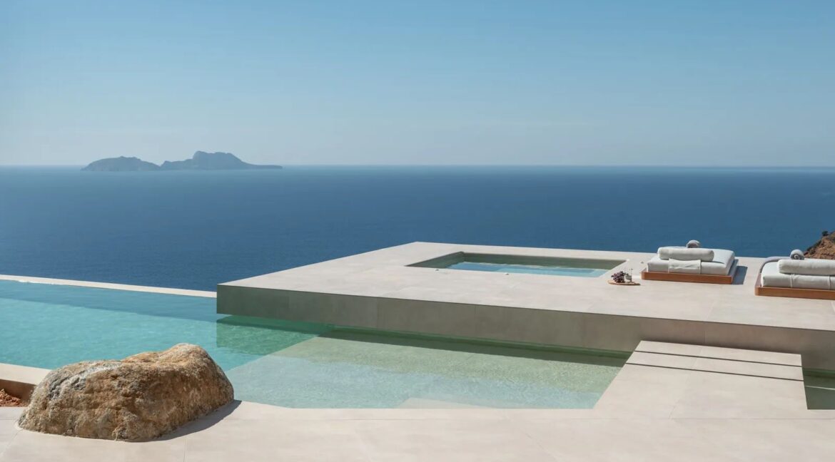 Luxury Ultra-Private Estate in Crete 45