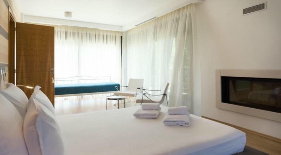Seafront Luxury Villa for Sale in Sithonia Halkidiki 16