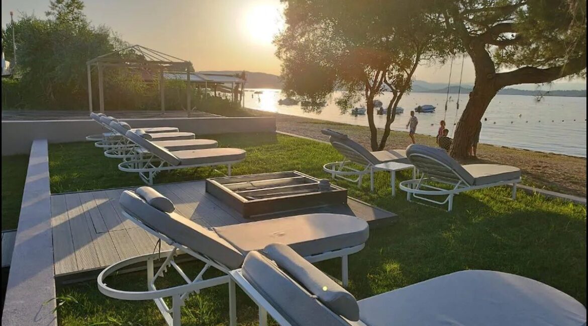 Seafront Luxury Villa for Sale in Sithonia Halkidiki