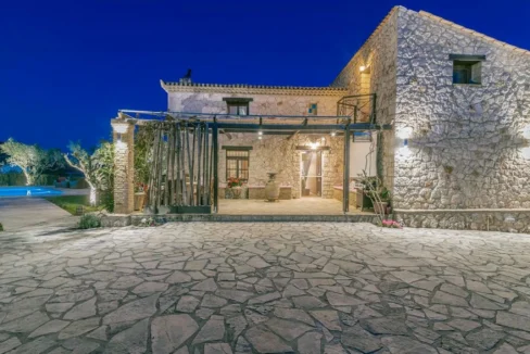 Stone Villa with Pool in Zakynthos for sale 12