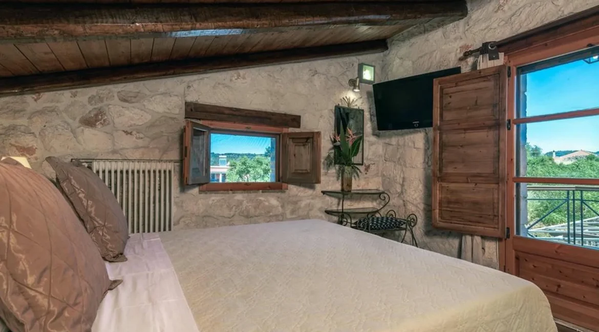 Stone Villa with Pool in Zakynthos for sale 28