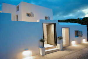 Traditional Eco-Inspired Villa for Sale in Santorini
