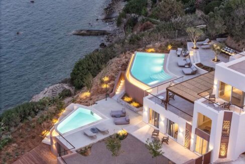 Ultra-Luxury Seafront Villa for Sale in Crete 11