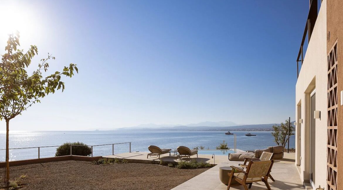 Ultra-Luxury Seafront Villa for Sale in Crete 14