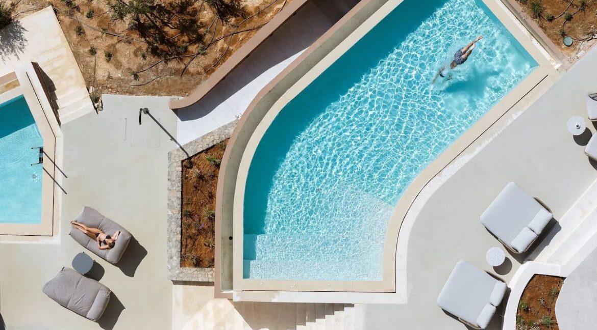 Ultra-Luxury Seafront Villa for Sale in Crete 21