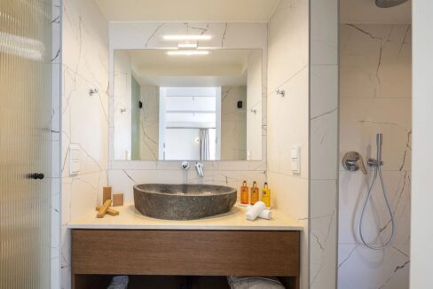 Ultra-Luxury Seafront Villa for Sale in Crete 25