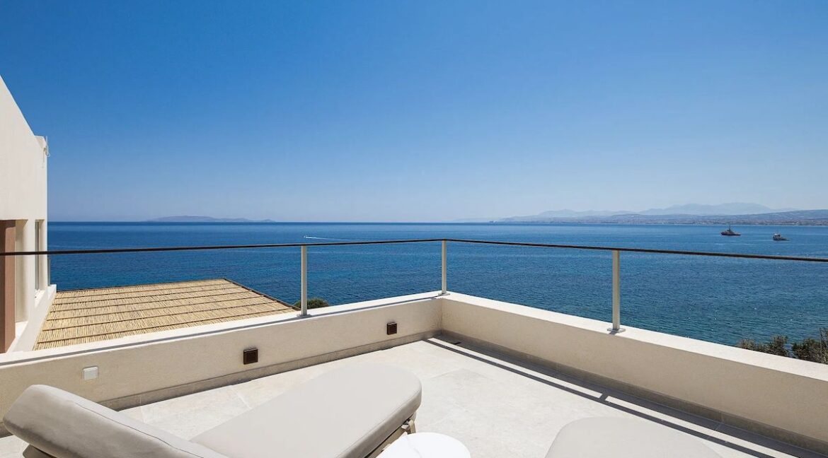 Ultra-Luxury Seafront Villa for Sale in Crete 32