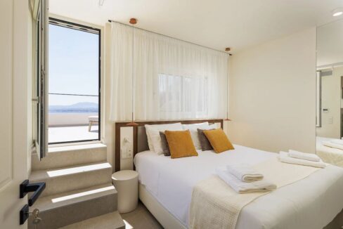 Ultra-Luxury Seafront Villa for Sale in Crete 33