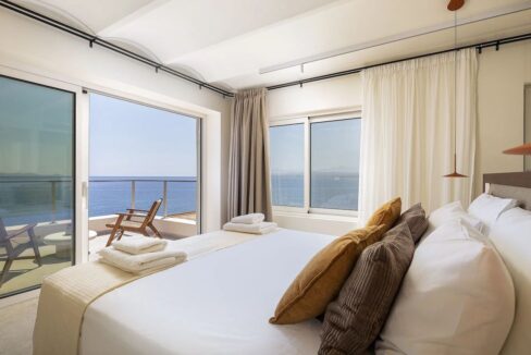 Ultra-Luxury Seafront Villa for Sale in Crete 37