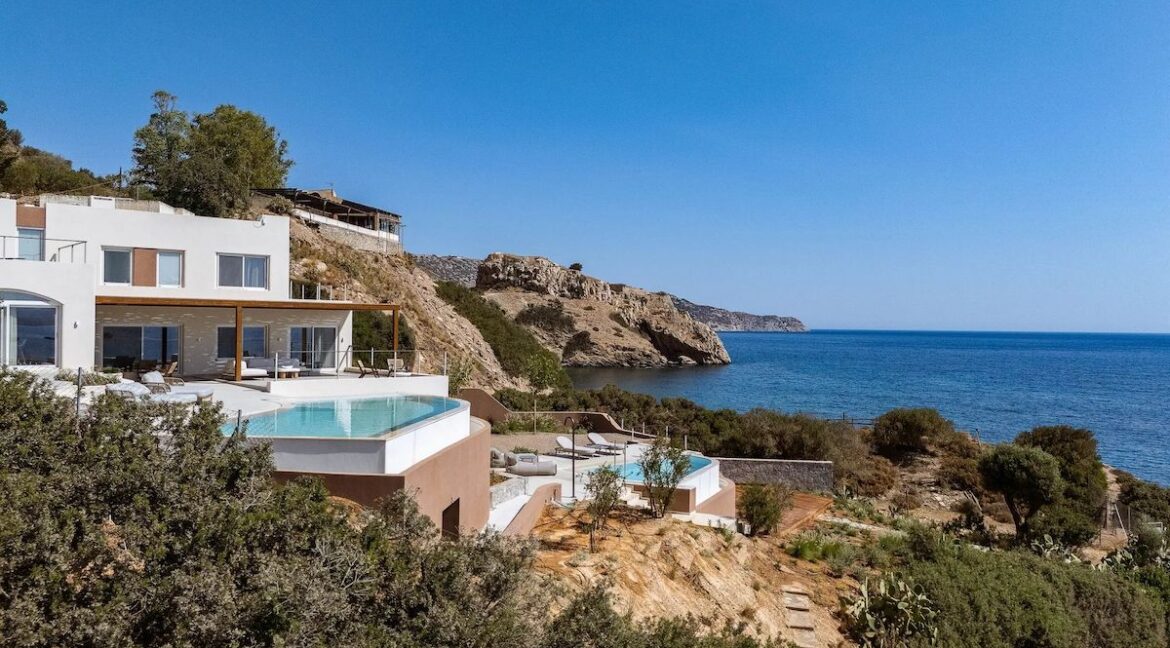 Ultra-Luxury Seafront Villa for Sale in Crete 4