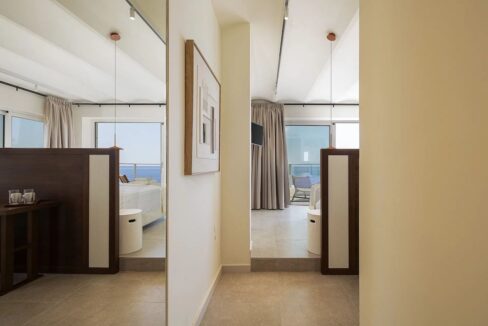 Ultra-Luxury Seafront Villa for Sale in Crete 40