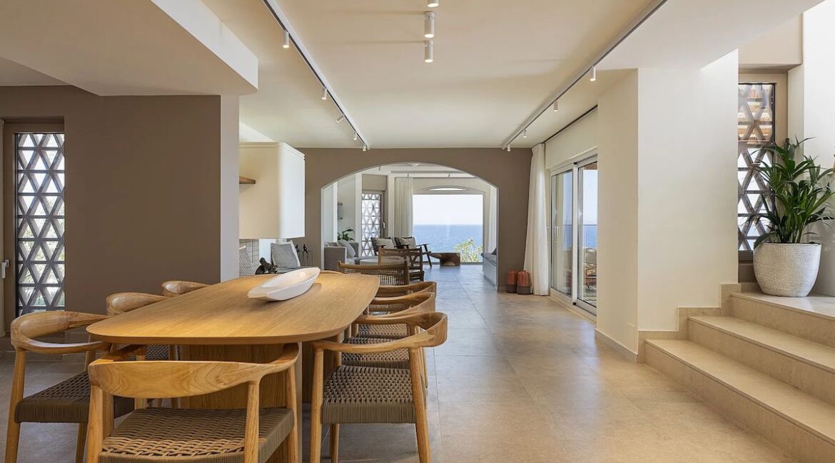 Ultra-Luxury Seafront Villa for Sale in Crete 43