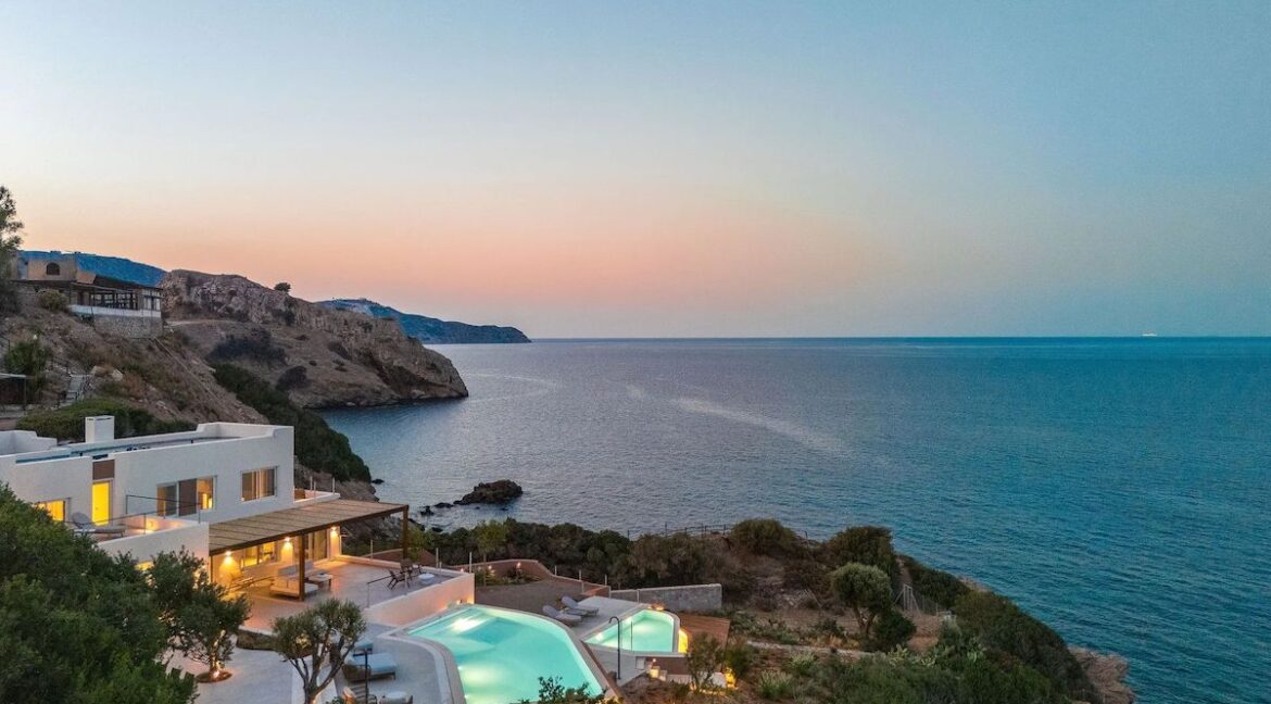 Ultra-Luxury Seafront Villa for Sale in Crete 8