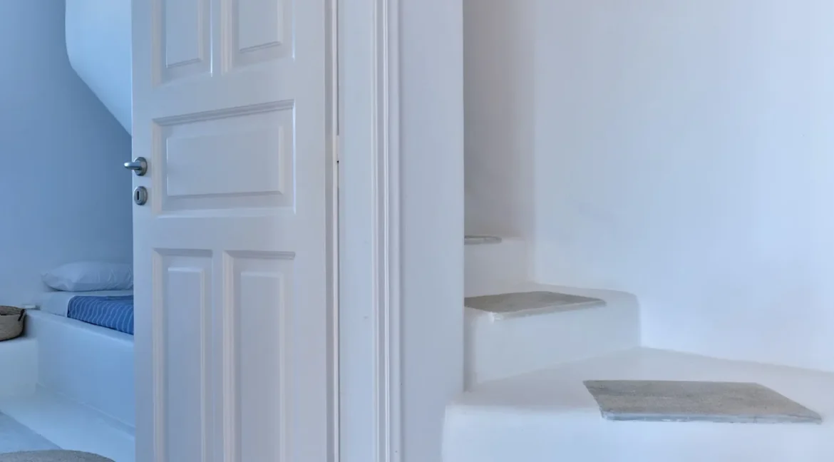 Elegant Villa for sale Mykonos 15