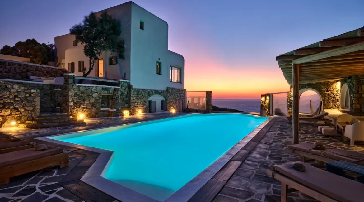 Elegant Villa for sale Mykonos 26