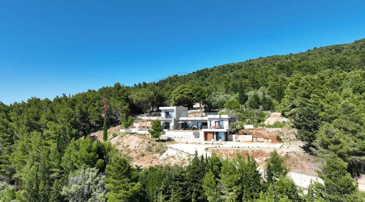 High Aesthetic Luxury Villa for sale Lefkada 1