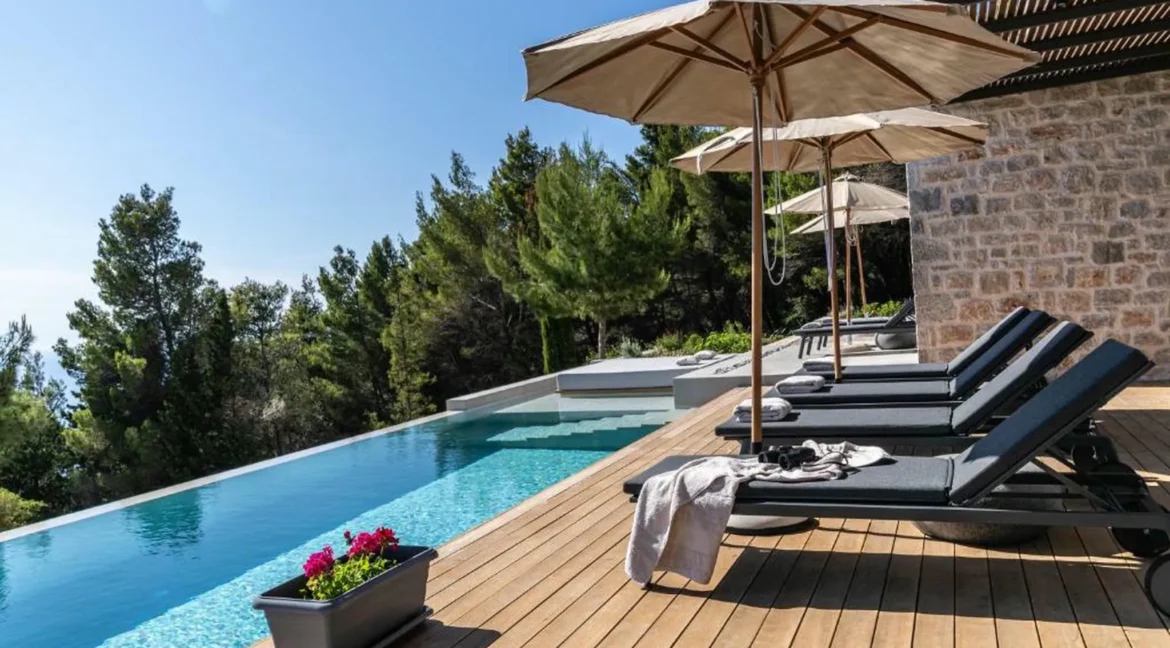 High Aesthetic Luxury Villa for sale Lefkada 24