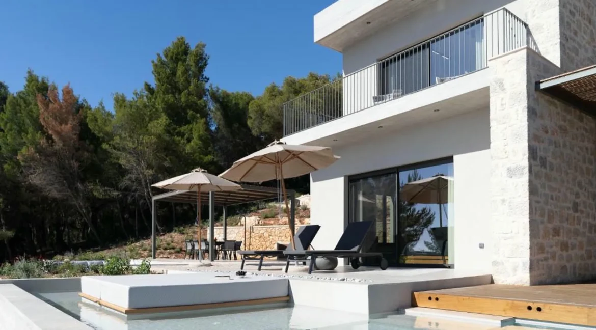 High Aesthetic Luxury Villa for sale Lefkada 4