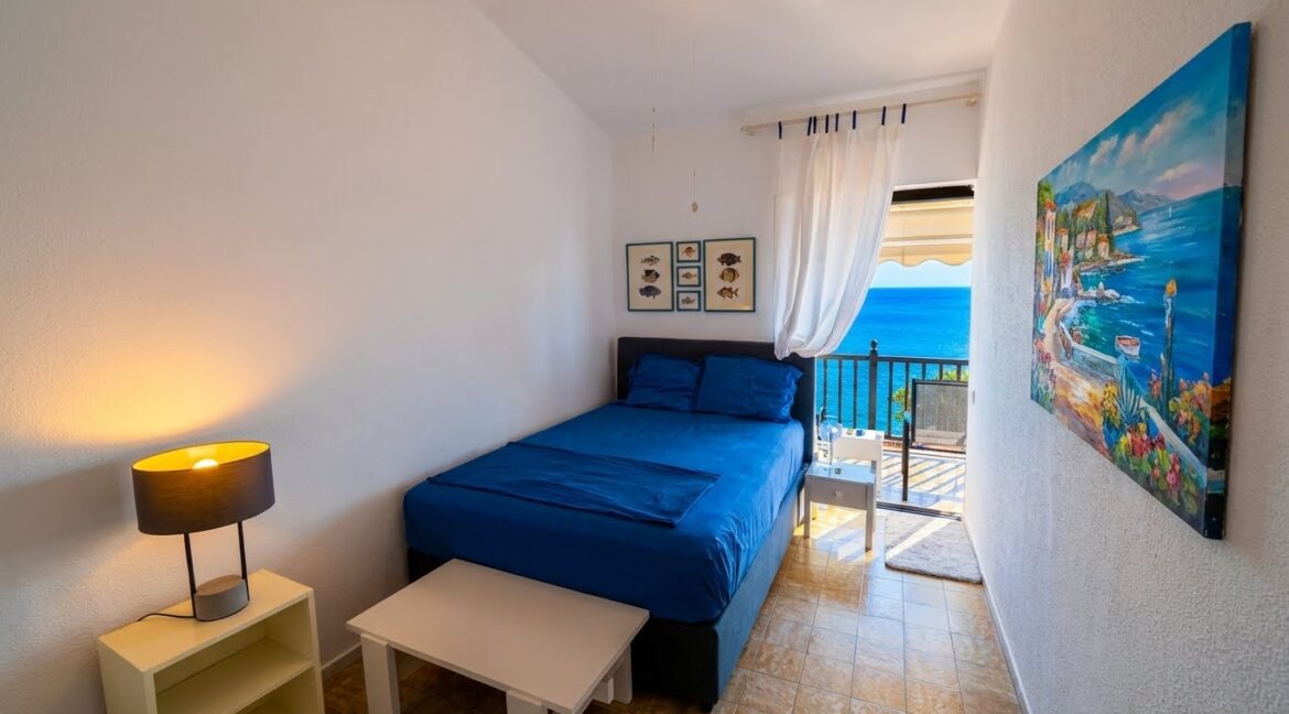 House for Sale in Halkidiki with Panoramic Sea Views 1