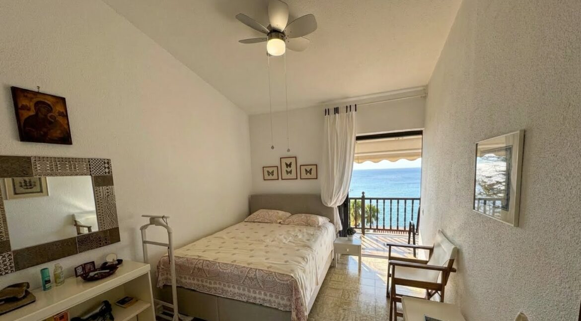 House for Sale in Halkidiki with Panoramic Sea Views 4